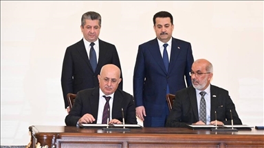 بغداد وأربيل توقعان اتفاقا لاستئناف تصدير النفط عبر تركيا