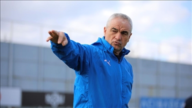 Sivasspor Teknik Direktörü Çalımbay: En önemli şeylerden biri taraftar ve onların desteği kesinlikle çok önemli