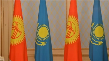 Главы МИД Кыргызстана и Казахстана обсудили сотрудничество