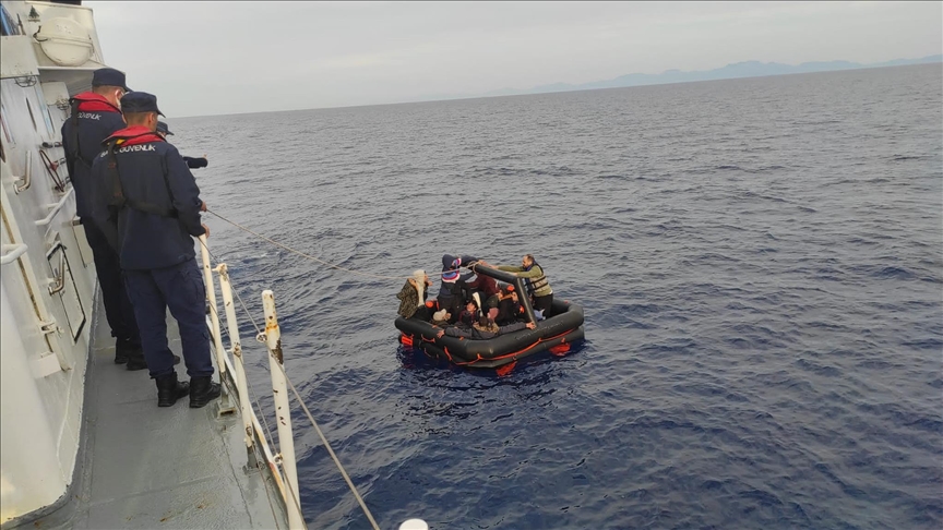 У юго-западного побережья Турции спасены 19 нелегальных мигрантов