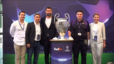 В Стамбуле выставили Кубок Лиги чемпионов