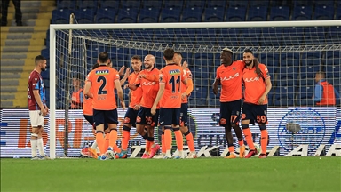Medipol Başakşehir, Trabzonspor'u 3-1 mağlup etti