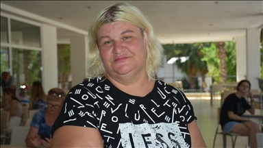 Ukraynalı Yana savaş mağduru çocukların "iyilik meleği" oldu