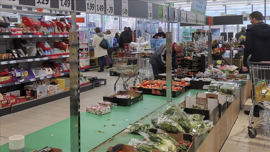 Germany's annual inflation remains at 6.2% in July