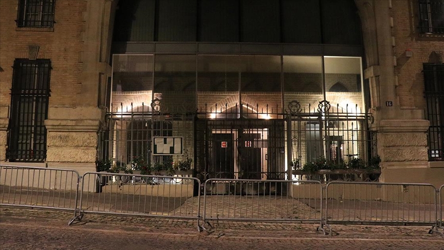 İran'ın Paris Büyükelçiliğine saldırı