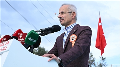 Bakan Uraloğlu: Hayata geçirdiğimiz yeni yol, köprü ve tünel ile üretim, ticaret ve turizm faaliyetlerini canlandırdık