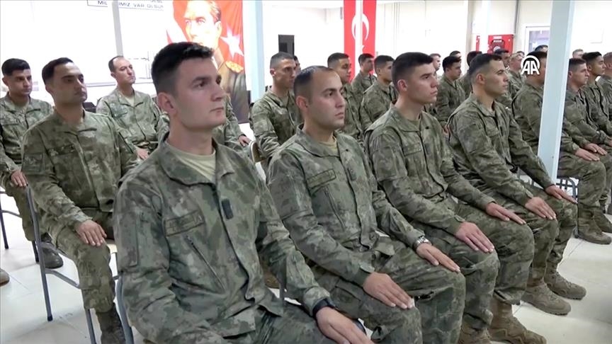 Президент Эрдоган поздравил личный состав ВС Турции