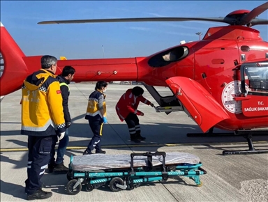 Li Wanê ambulansa firoke ji bo jinika ducanî rabû