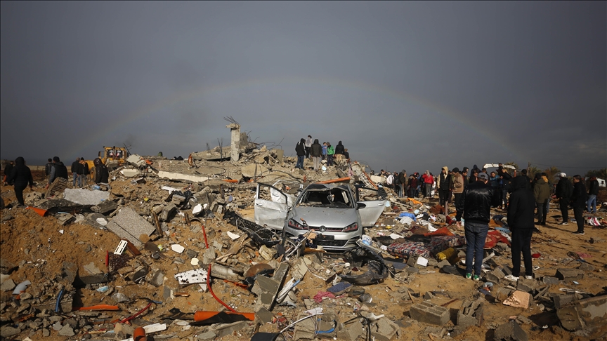 الهلال الأحمر: مصير الطفلة "هند" وفريق إنقاذها بغزة مجهول منذ 89 ساعة