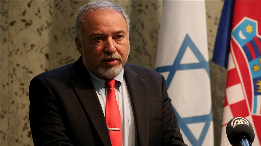 ليبرمان: على إسرائيل منح غزة لمصر وتقاسم الضفة مع الأردن