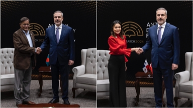 Dışişleri Bakanı Fidan, ADF'de Bangladeşli ve Panamalı mevkidaşlarıyla görüştü