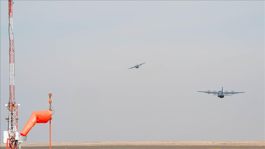 US, Jordan conduct humanitarian aid airdrops in Gaza