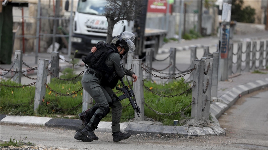 مقتل إسرائيلي متأثرا بجروح أصيب بها بعملية طعن الأحد 