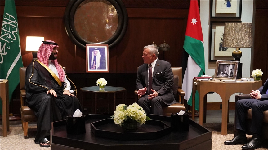 ملك الأردن وولي العهد السعودي يبحثان تطورات الأوضاع في غزة