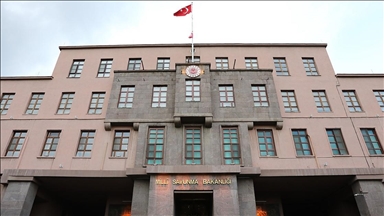 الدفاع التركية تهنئ الناتو بالذكرى الـ75 لتأسيسه