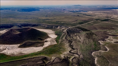 استقبال گسترده گردشگران از دریاچه «مکه» در قونیه
