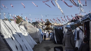  "نشتاق إلى حياتنا الطبيعية".. طفلة غزية تفتقد ألعابها وصديقاتها 