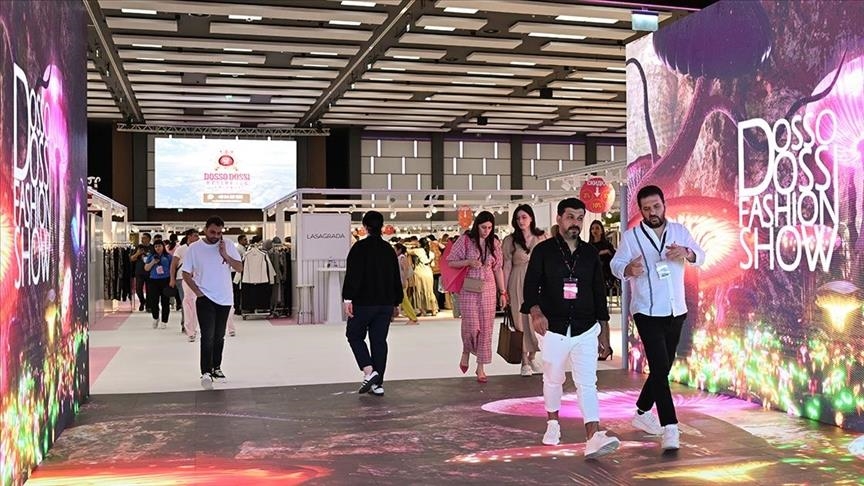 برگزاری فشن شو دوسو دوسی در آنتالیا