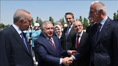 В Анкаре состоялась церемония официальной встречи президента Узбекистана