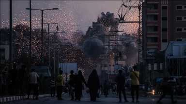 İsrail'in Gazze'ye düzenlediği saldırılarda 5 Filistinli öldü