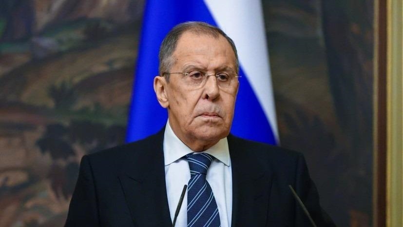 Лавров: РФ будет реагировать на обстрелы своих регионов западным оружием