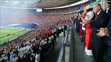 Emine Erdoğan Türkiye A Milli Futbol Takımı futbolcularını tebrik etti