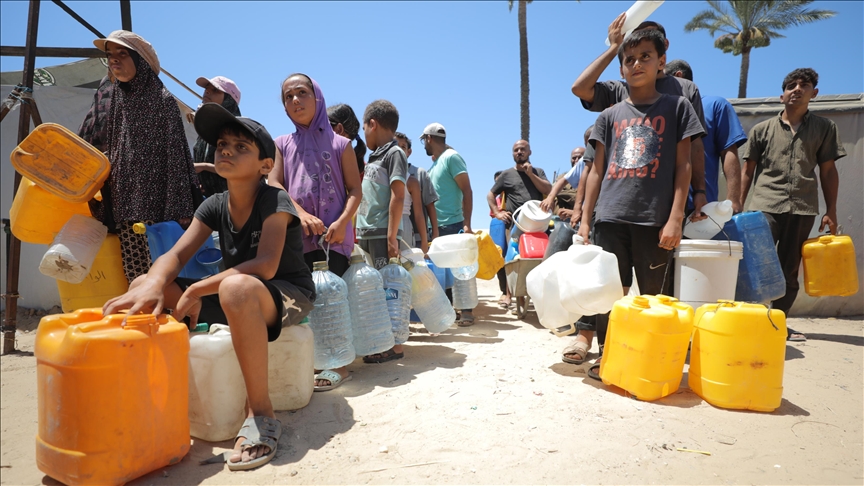 وسط شح المياه.. مهندسة بغزة تبتكر نظاما لتحلية ماء البحر (تقرير)