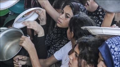 Filistin, Gazzelilerin açlıktan ölmesinin "haklı" olabileceğini ima eden İsrailli Bakanı kınadı