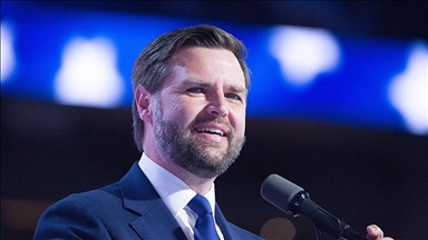 ABD'de başkan yardımcısı adayları arasında "silah" polemiği