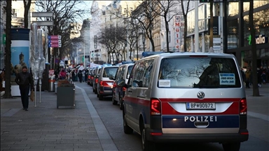 Austrian police arrest 2 suspects for plotting terror attacks on large events in Vienna