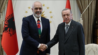 أردوغان يبحث مع رئيس وزراء ألبانيا العلاقات الثنائية