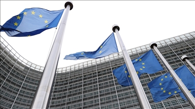 AB'den, Gazzelilerin açlıktan ölmesinin "haklı" olabileceğini ima eden İsrailli Bakana tepki