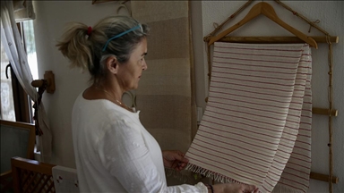 Unutulmaya yüz tutmuş "Üzümlü dastarı" dokuması yeniden değer kazandı