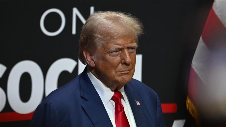 صحيفة: ترامب دعا بوتين هاتفيا لعدم تصعيد الحرب في أوكرانيا