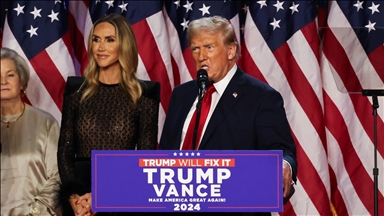 Trump names Stephen Miller as White House deputy chief of staff