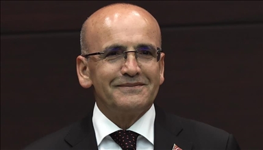 Bakan Şimşek: Cari açığın milli gelire oranının 2024 yılında yüzde 1'in altında kalmasını bekliyoruz
