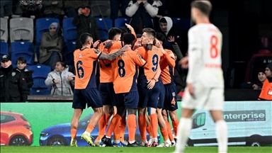 قدم.. باشاك شهير التركي يحقق أول فوز في دوري المؤتمر الأوروبي