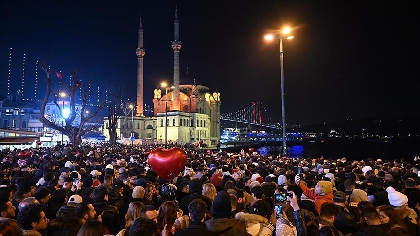 سال نو میلادی در سراسر ترکیه جشن گرفته شد