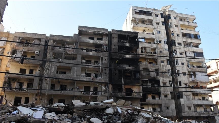 مواصلا خرق وقف النار.. جيش إسرائيل يقصف مركبة ومستودعا جنوب لبنان