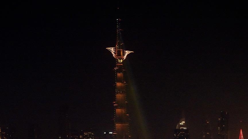 الإمارات تستقبل العام الجديد بعروض نارية على برج خليفة