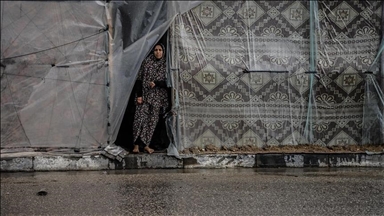 بخيام غارقة وأطفال يتجمدون.. نازحو غزة يستقبلون العام 2025 