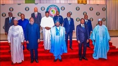 رغم وساطة السنغال.. هل تغادر دول الساحل الثلاث "إيكواس" في يناير