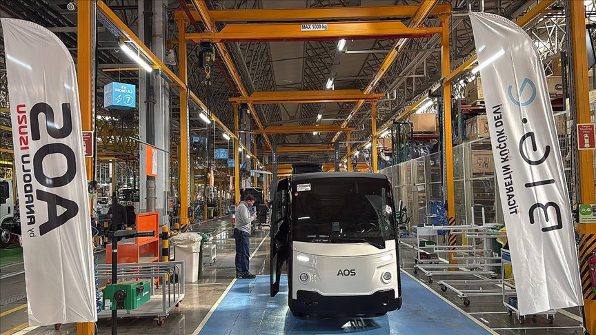 Anadolu Isuzu'nun elektrikli küçük kamyonu BIG.e'nin seri üretimi