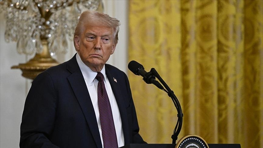 Trump aux Américains : "Inquiétez-vous des immigrés, pas de Poutine"