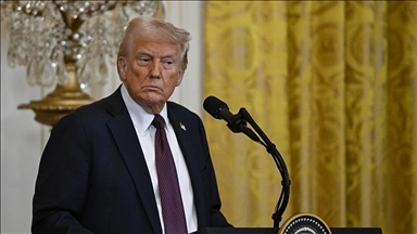 ترامب مخاطبا الأمريكيين: يجب القلق من المهاجرين وليس بوتين