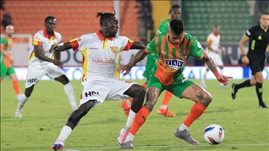 قدم.. غوزتبة يواصل نزيف النقاط بالتعادل أمام صامصون سبور