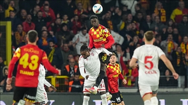 Göztepe ile Samsunspor haftayı 1'er puanla kapattı