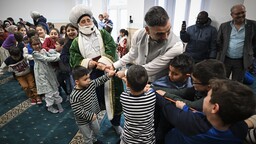 Berlin'de Nasreddin Hoca ve gölge oyunuyla Türk gelenekleri yaşatılıyor