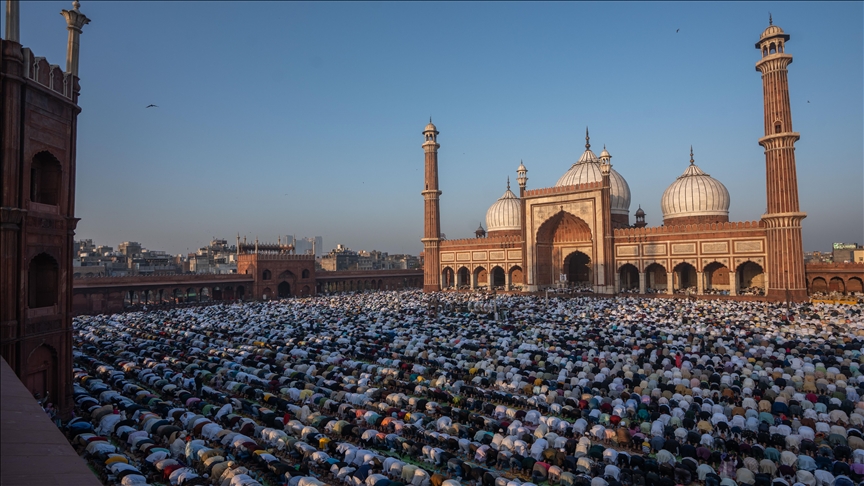 EXPLAINER – Why is India’s Muslim endowments bill stirring controversy?