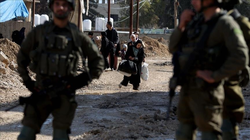 تقرير إسرائيلي: تهجير الفلسطينيين من الضفة جريمة حرب ترعاها الدولة